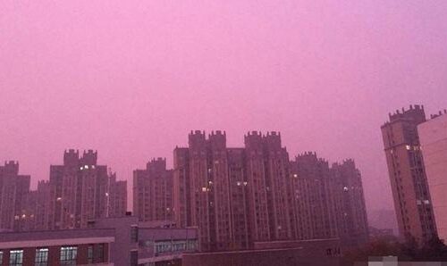 AMBIENTE: Nanchino, il tramonto è viola… ma è colpa dello smog