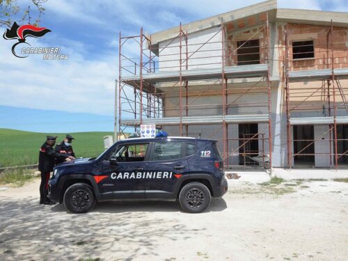 Sicurezza sul lavoro, controlli Carabinieri di Matera nei cantieri edili: 6 cantieri sospesi, 16 denunce, 19 sanzioni amministrative