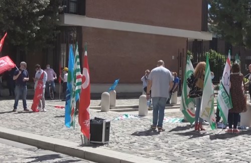 Sicurezza sul lavoro: il presidio davanti alla Prefettura di Rimini