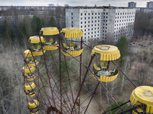 Chernobyl, la centrale nucleare «non comunica più»: «Si rischia il rilascio di materiali radioattivi»